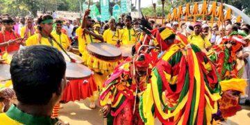 Jharkhand Dance And Music | The Indian Tribal