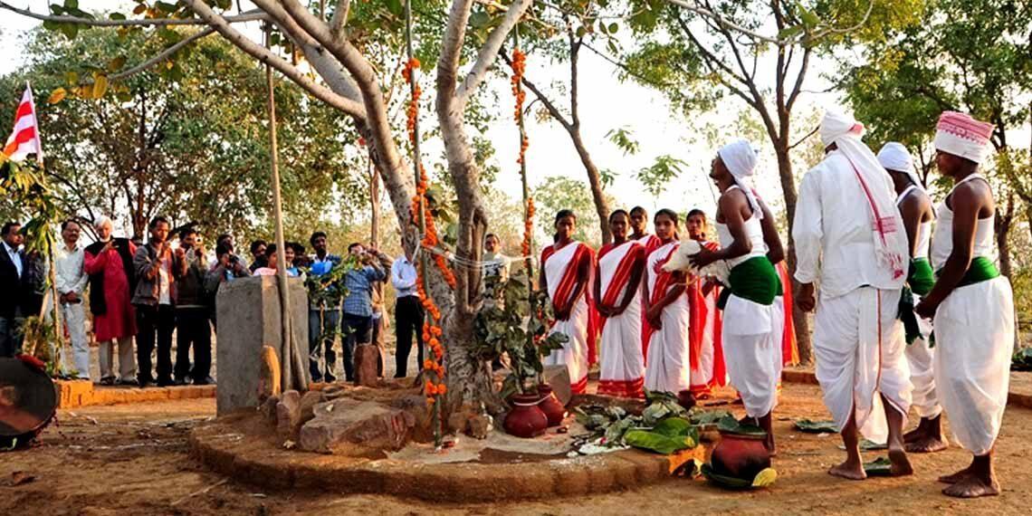 Tribes Of India - Worshipping ‘Sarna’ or Sal tree