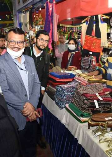 Union Minister for Tribal Affairs Arjun Munda at the closing ceremony of AadiMahotsav at Dilli Haat
