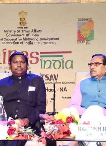 Union Minister for Tribal Affairs Arjun Munda at the closing ceremony of AadiMahotsav at Dilli Haat