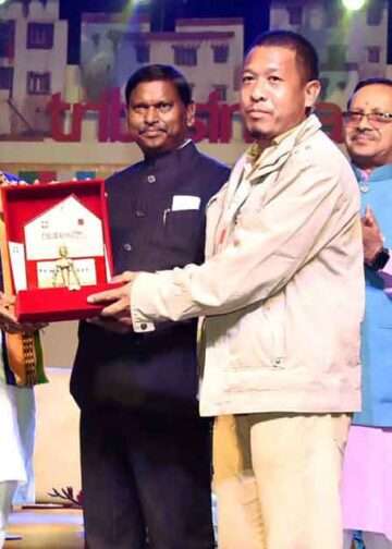 Union Minister for Tribal Affairs Arjun Munda at the closing ceremony of AadiMahotsav at Dilli Haat