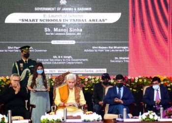 200 smart schools for tribals by 2022 in J&K