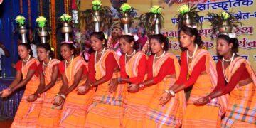 Jharkhand Dance And Music | The Indian Tribal