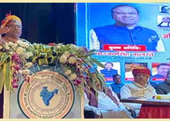 Agitate for reservation in pvt sector, Union Min Kulaste exhorts STs against own govt