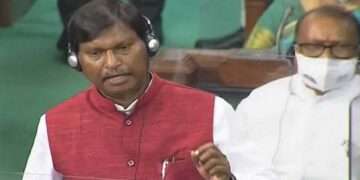 File pic of Arjun Munda speaking in Lok Sabha