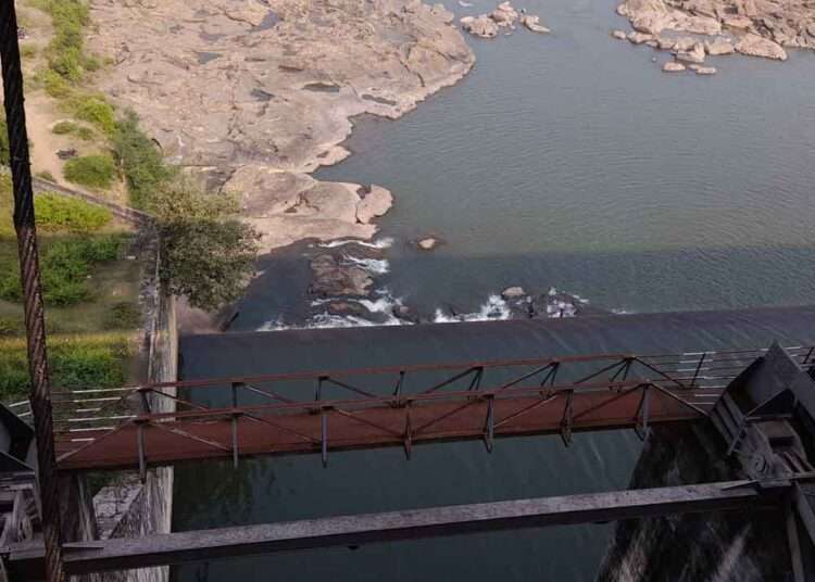 A view of Tenughat dam located close to Luguburu temple