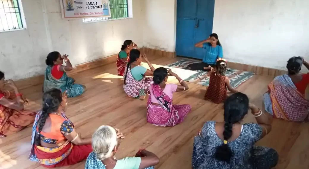 Tribal Yoga Teacher | Mamata teaching yogasana